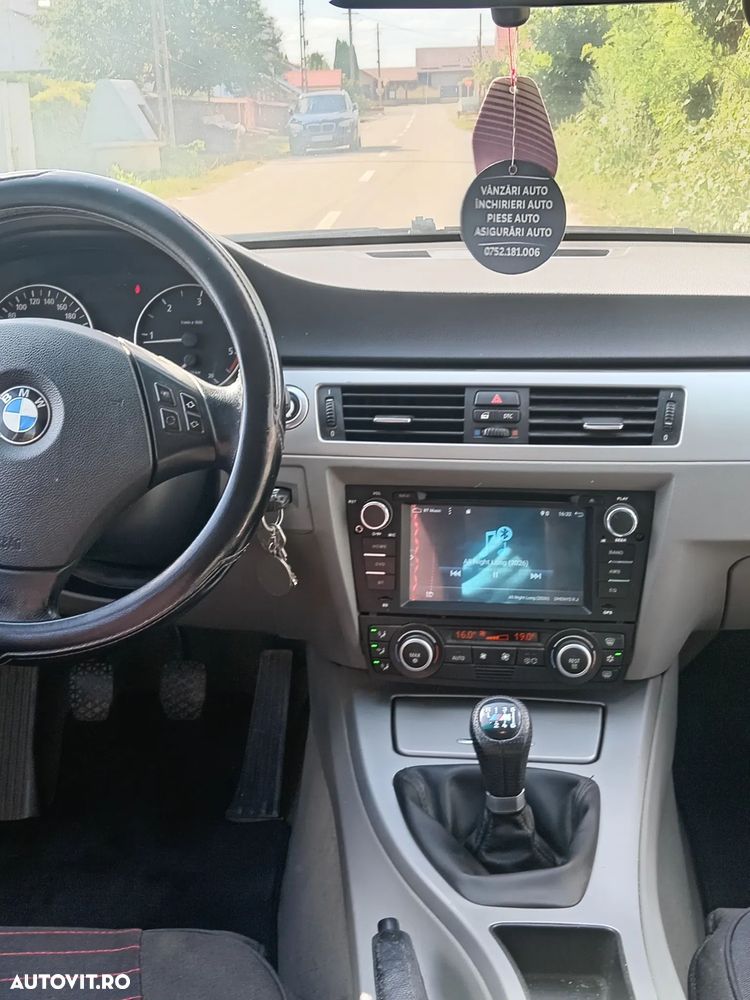 BMW Seria 3 320d - 5
