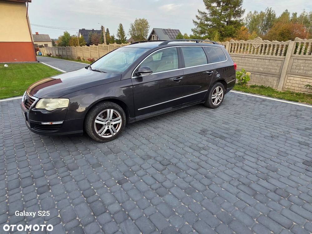 Volkswagen Passat - 2