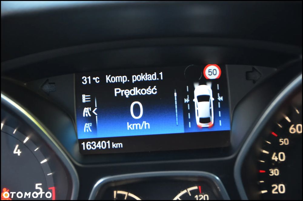 Ford Focus - 39