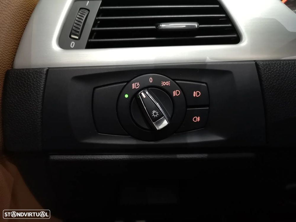 BMW 320 d Cabrio - 29