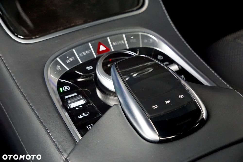 Mercedes-Benz Klasa S 400 d 4Matic 9G-TRONIC - 38