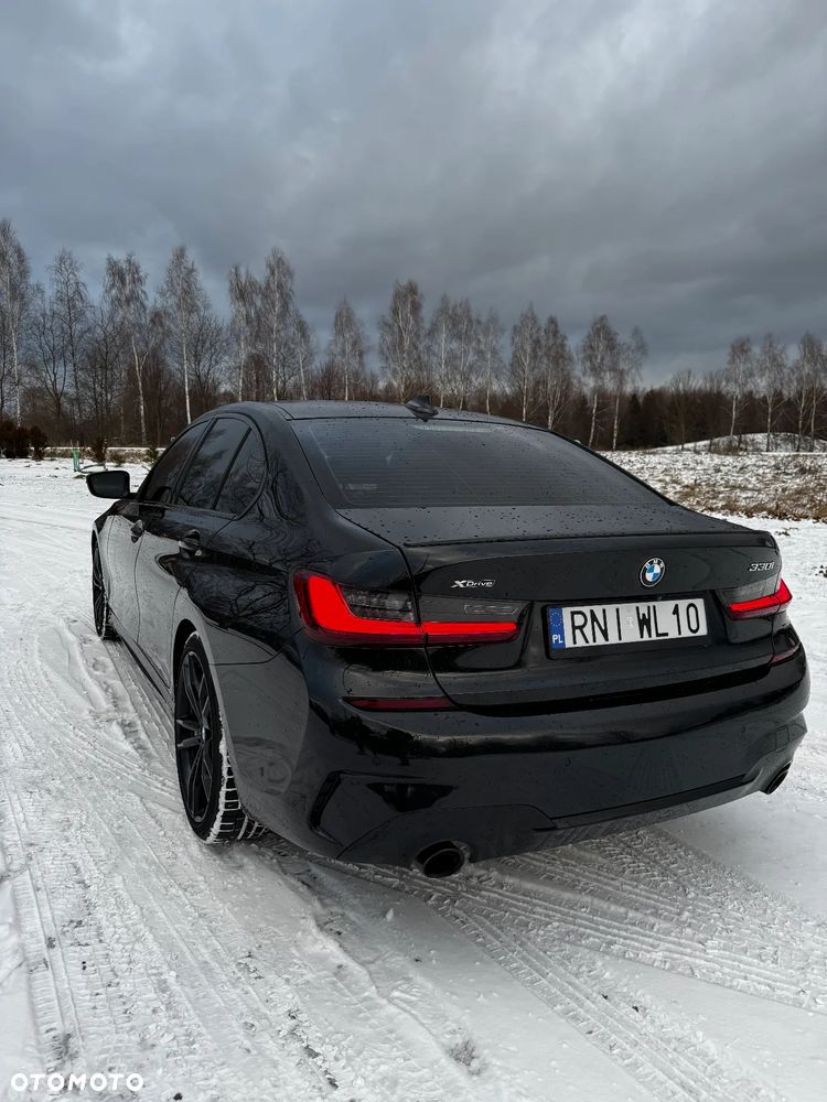 BMW Seria 3 330i xDrive M Sport - 4