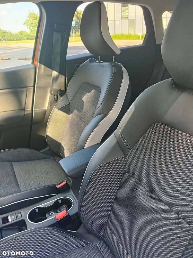 Renault Captur 1.0 TCe Intens - 10