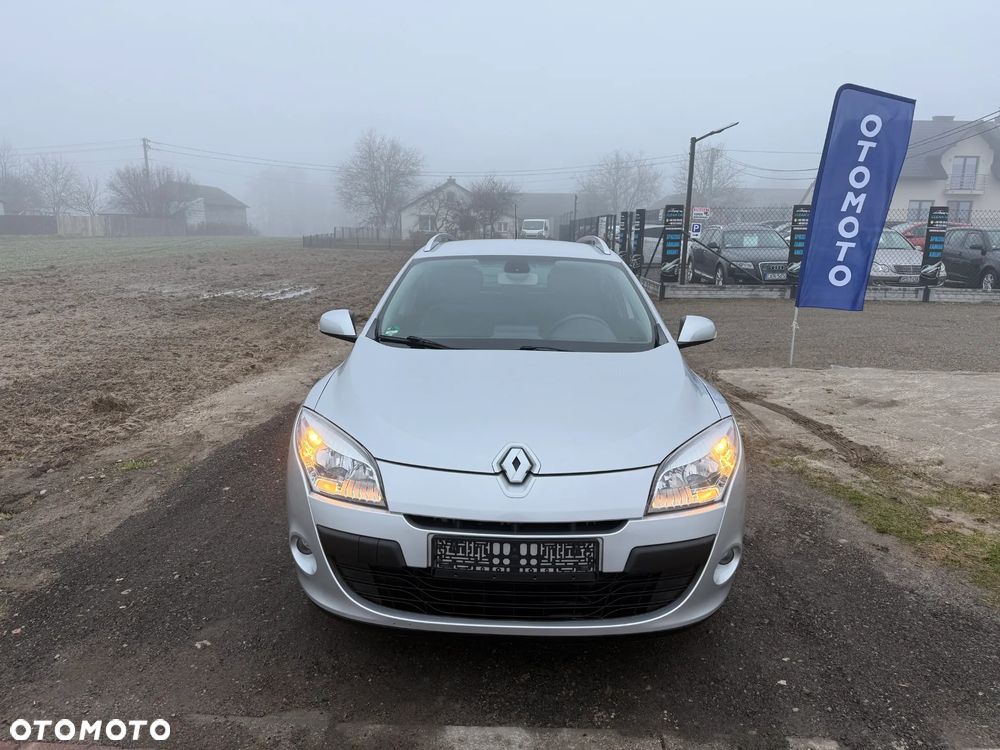 Renault Megane 2.0 140 CVT Dynamique - 8