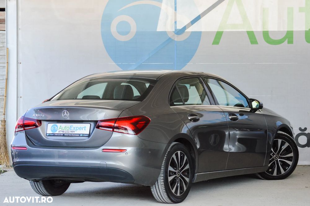 Mercedes-Benz A 180 d 8G-DCT Advanced Progressive - 17