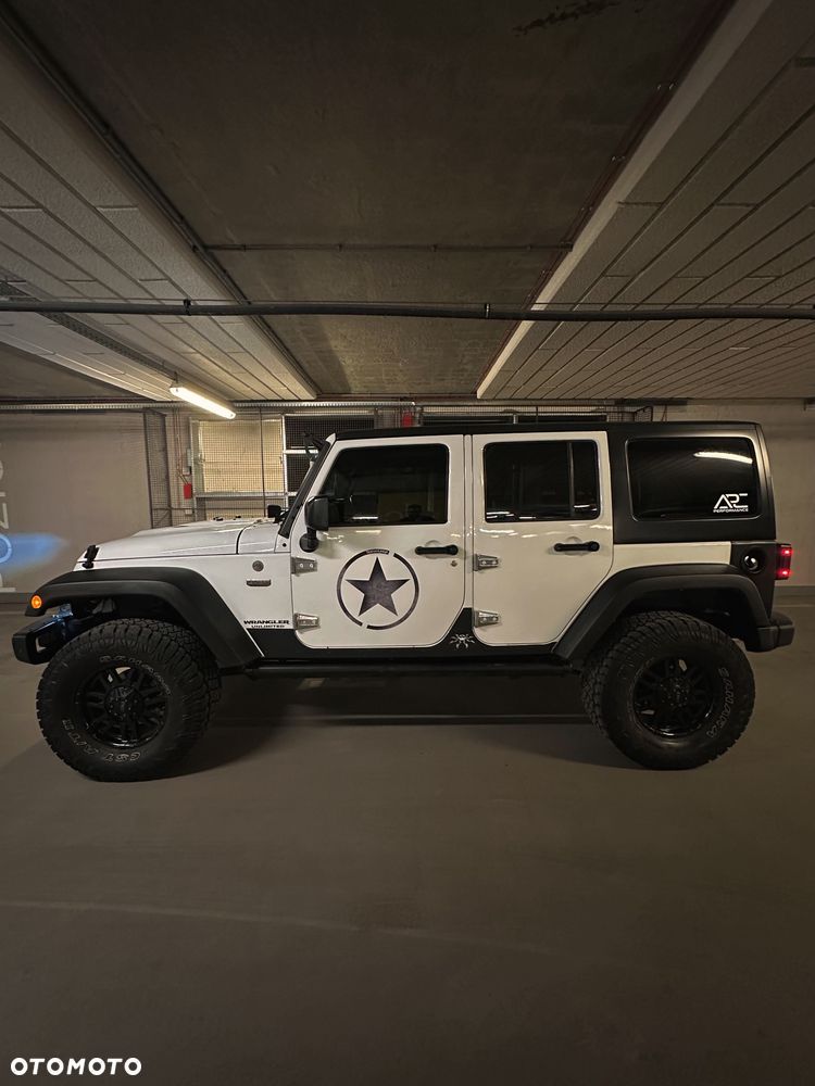 Jeep Wrangler 3.6 Unlim 75th Anniv - 39