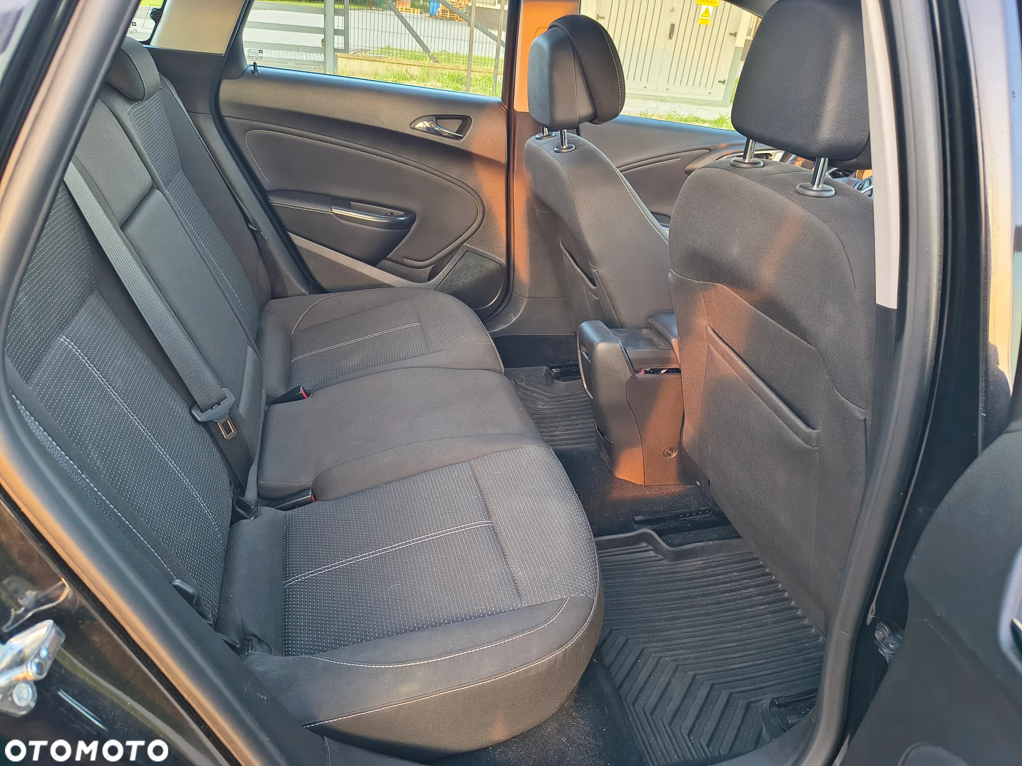 Opel Astra 1.4 Turbo Cosmo - 9