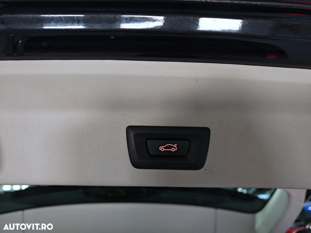 BMW X3 xDrive30e AT PHEV - 32