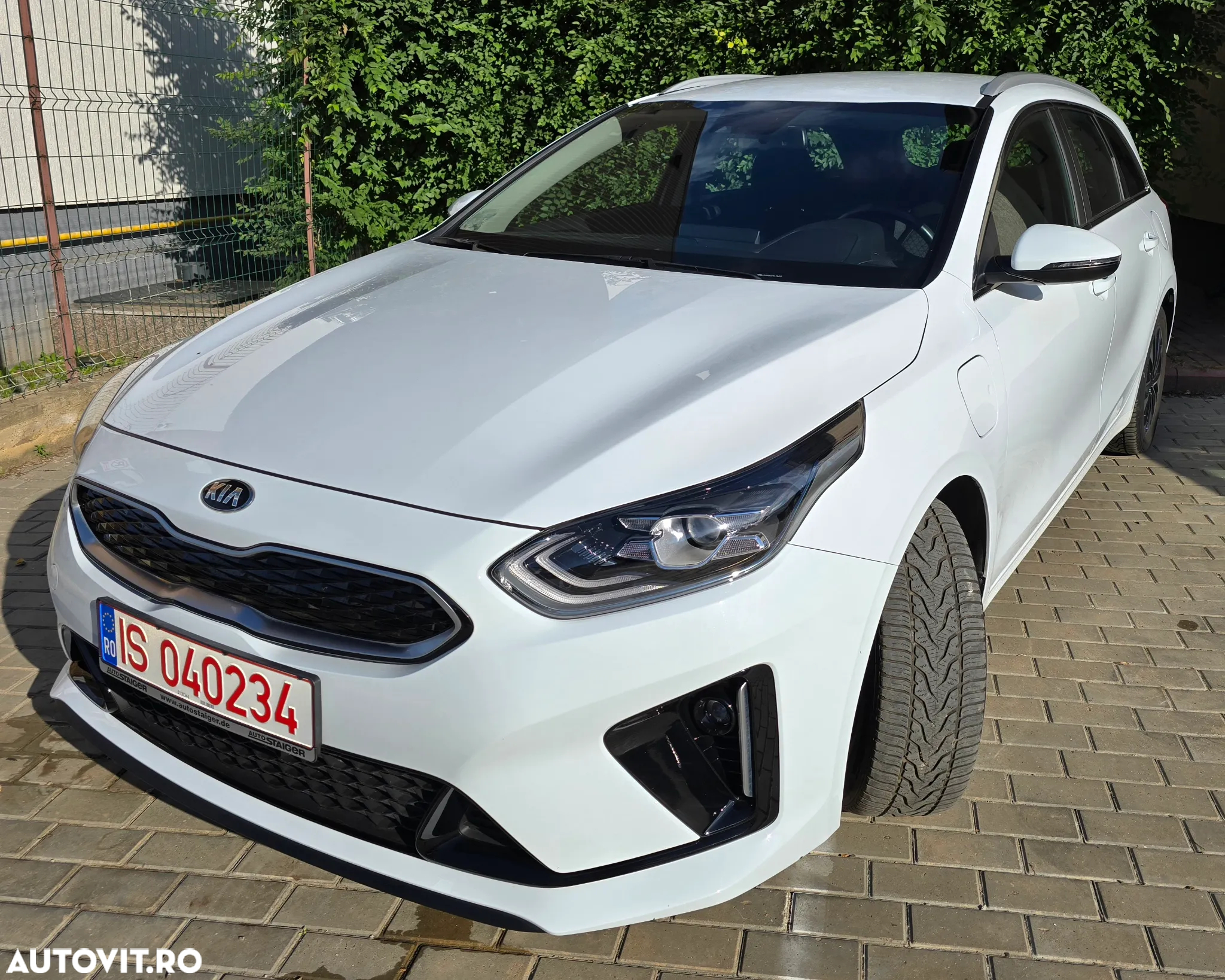 Kia Ceed SW 1.6 GDI DCT OPF Plug-in-Hybrid Vision - 2