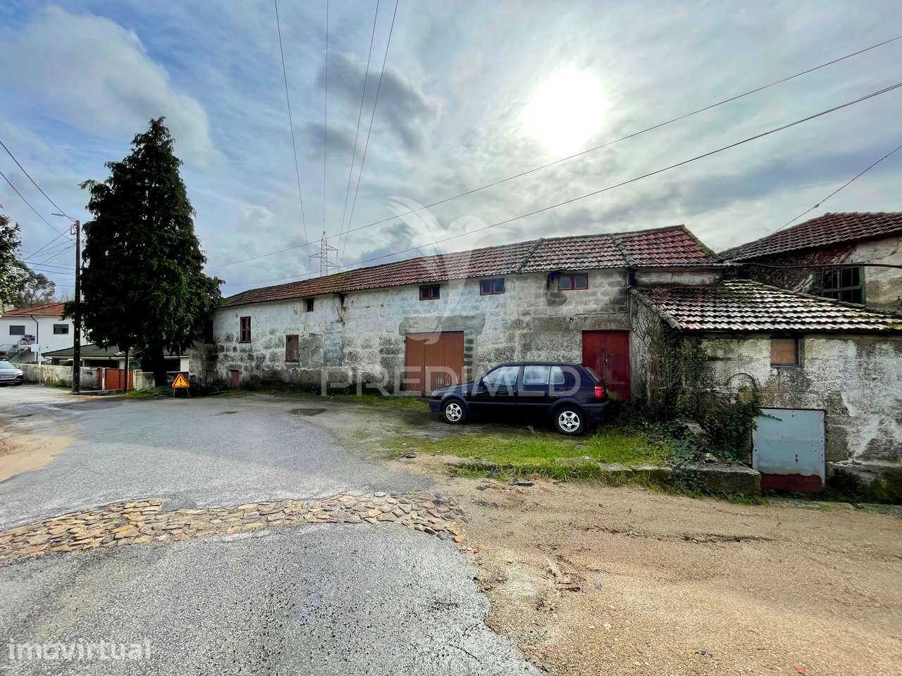 CASA DE CAMPO - PARA RECUPERAÇÃO - LUGAR DE REGUENGO - BOIM - LOUSADA - Grande imagem: 2/24
