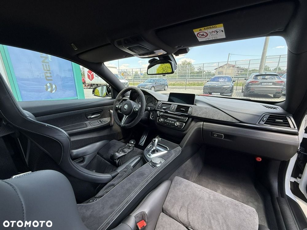 BMW M4 - 35