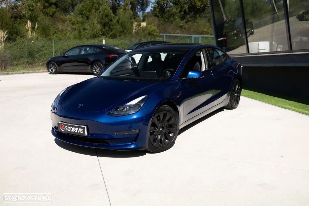 Tesla Model 3 Long-Range Dual Motor AWD - 4