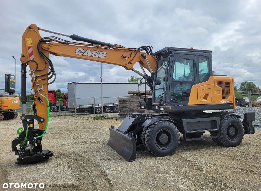 Case Koparka kołowa WX155 17 ton - 22