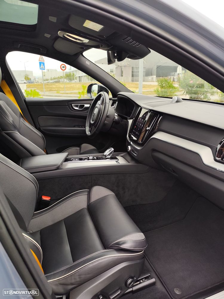 Volvo XC 60 T8 AWD Polestar Engineered - 11