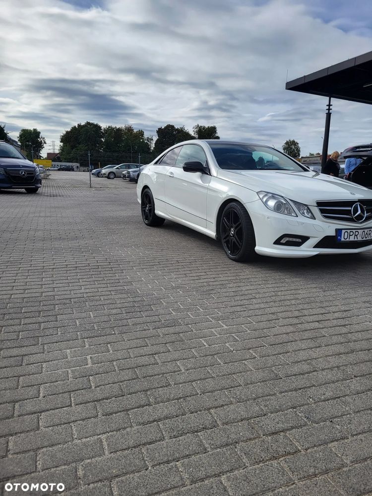 Mercedes-Benz Klasa E 350 CGI BlueEffICIENCY - 2