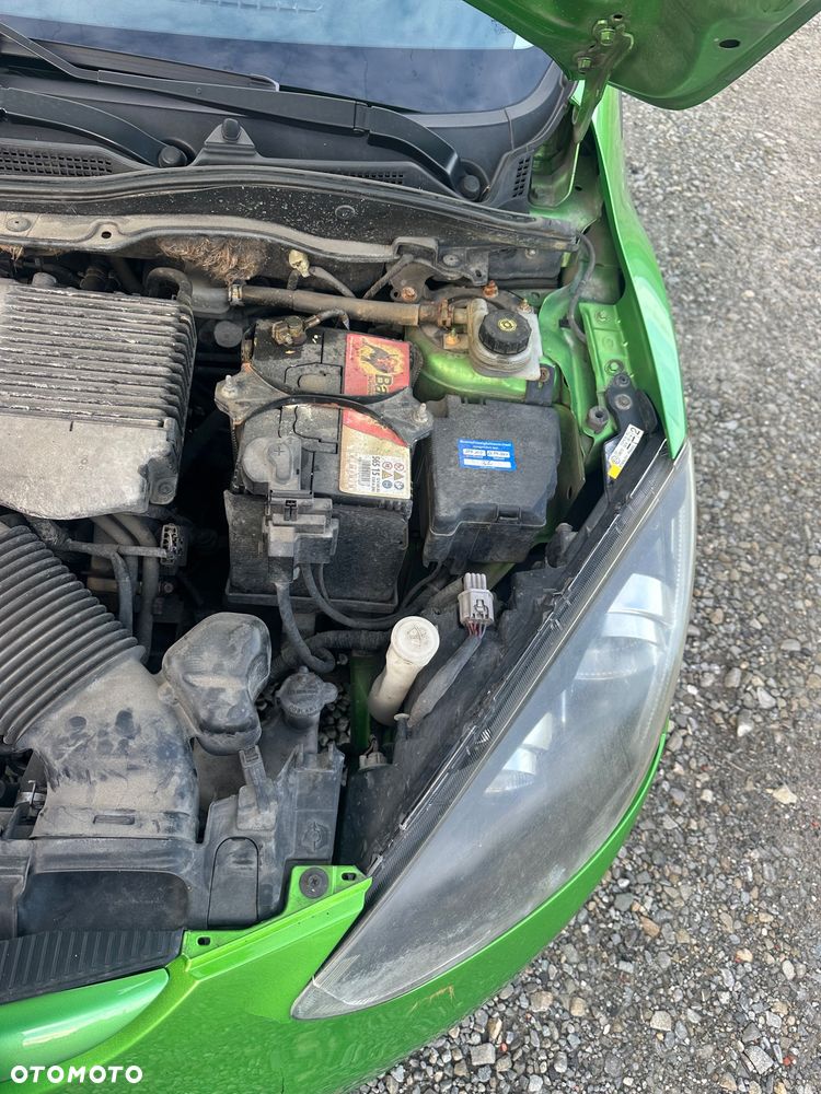 Mazda 2 - 12