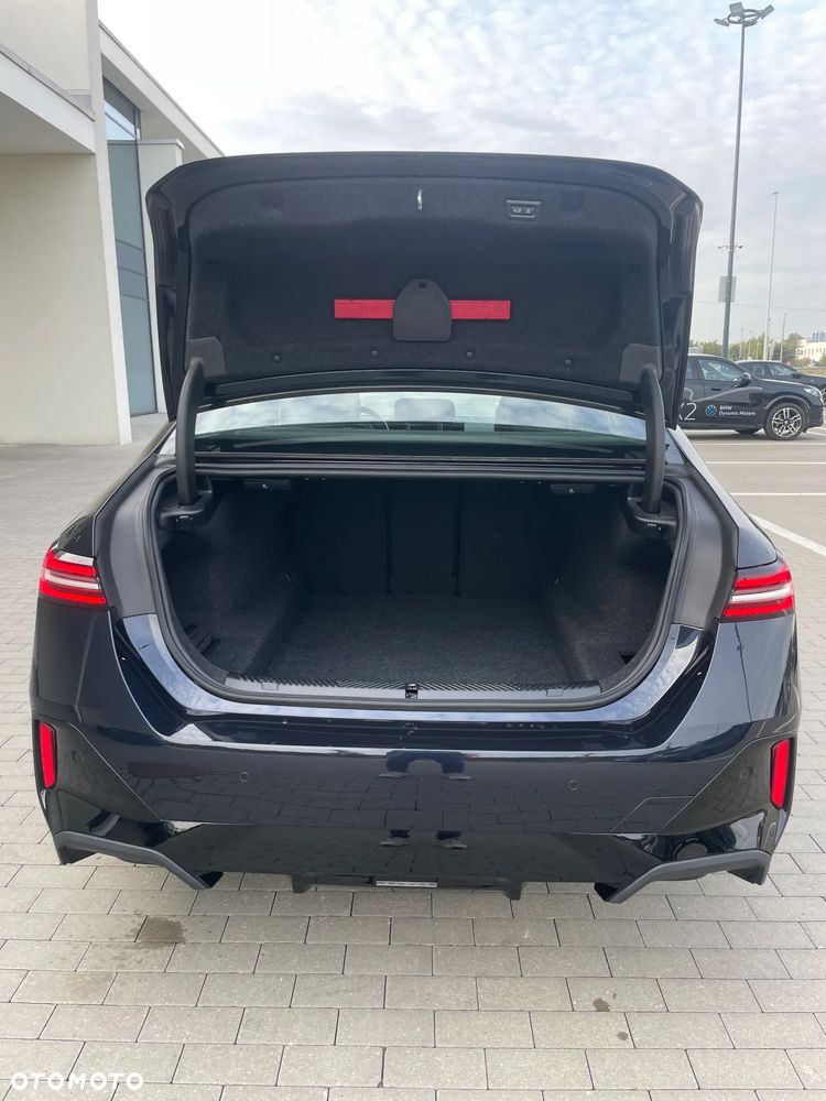 BMW Seria 5 520i mHEV M Sport sport - 41