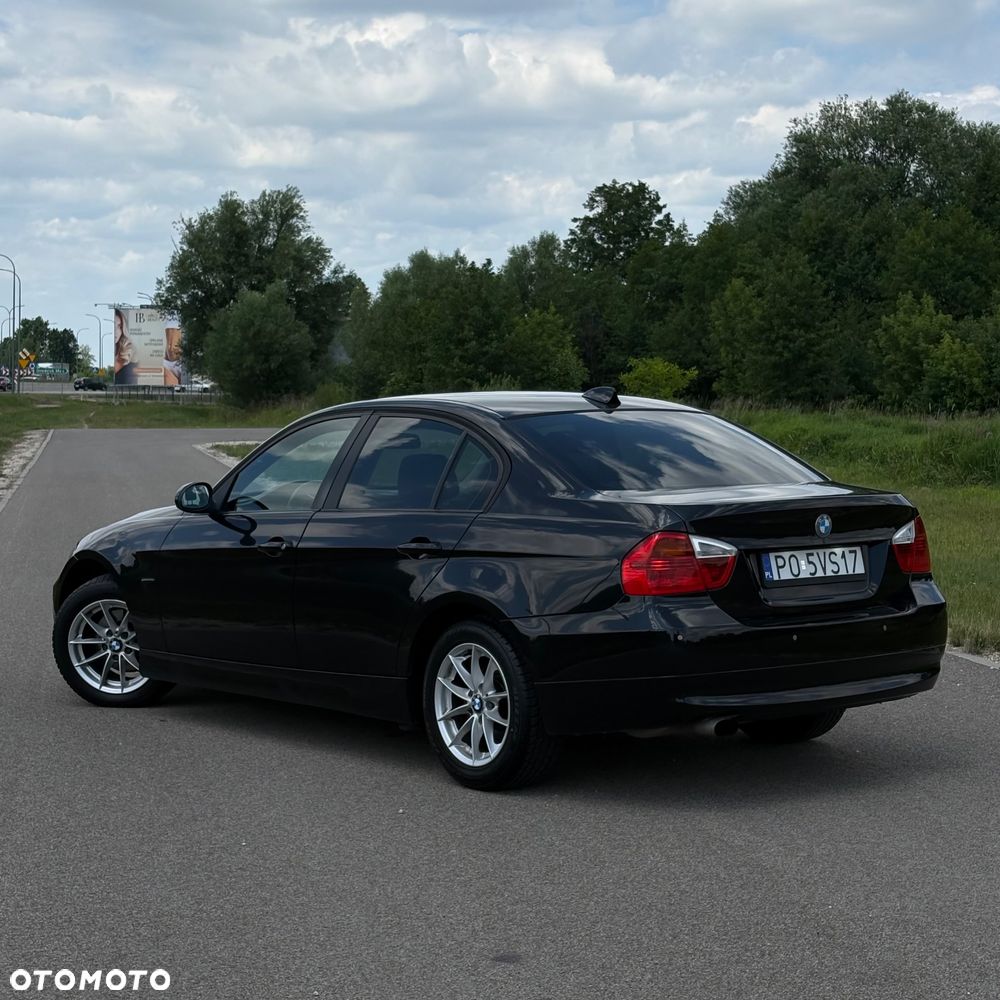 BMW Seria 3 320i - 6