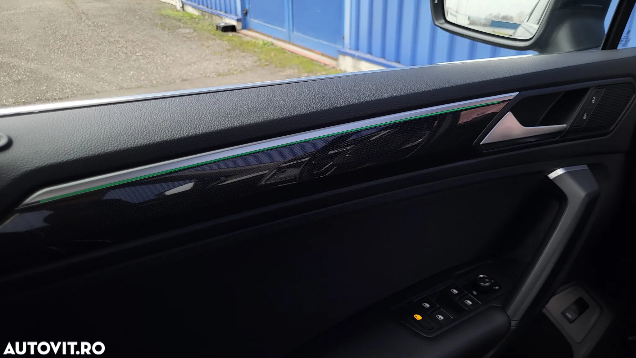 Volkswagen Tiguan 2.0 TDI SCR DSG 4Motion Elegance - 40