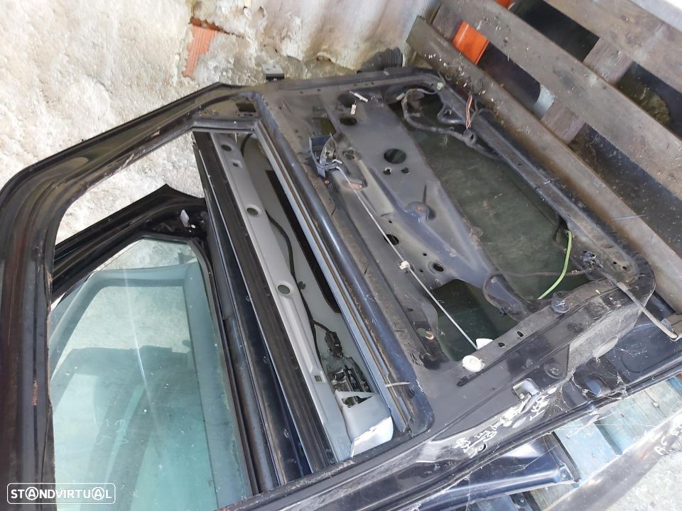 Porta Frente Esquerda Vw Golf 3 c vidro - 1