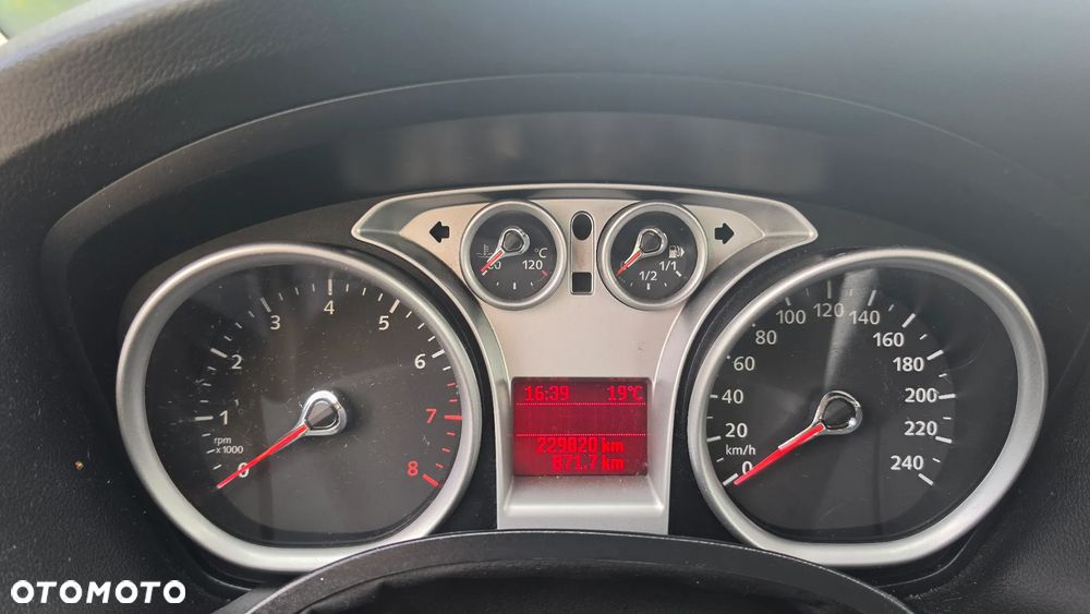 Ford Focus - 8