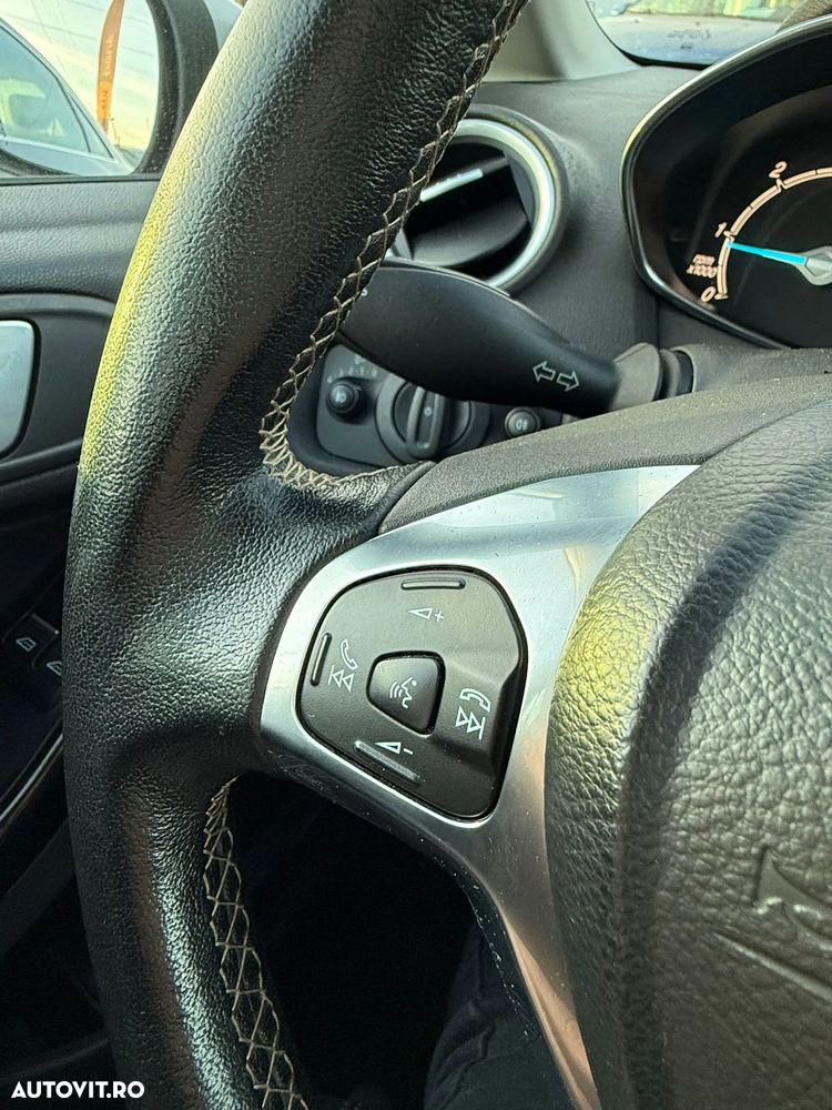 Ford Fiesta 1.5 TDCi Titanium - 12