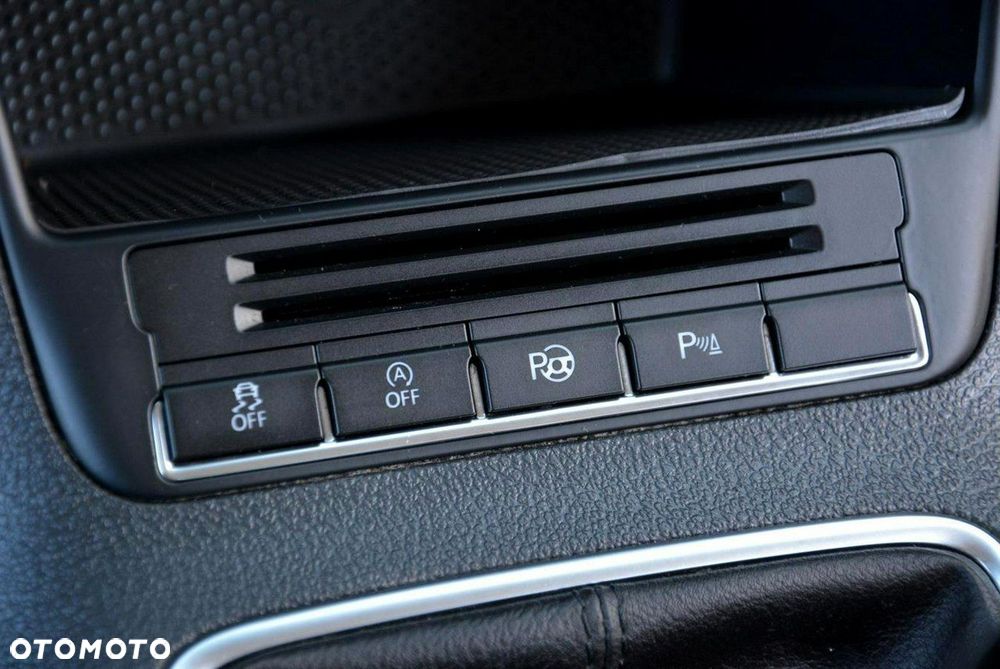 Volkswagen Tiguan 2.0 TDI DPF BlueMotion Technology Cup Sport & Style - 32