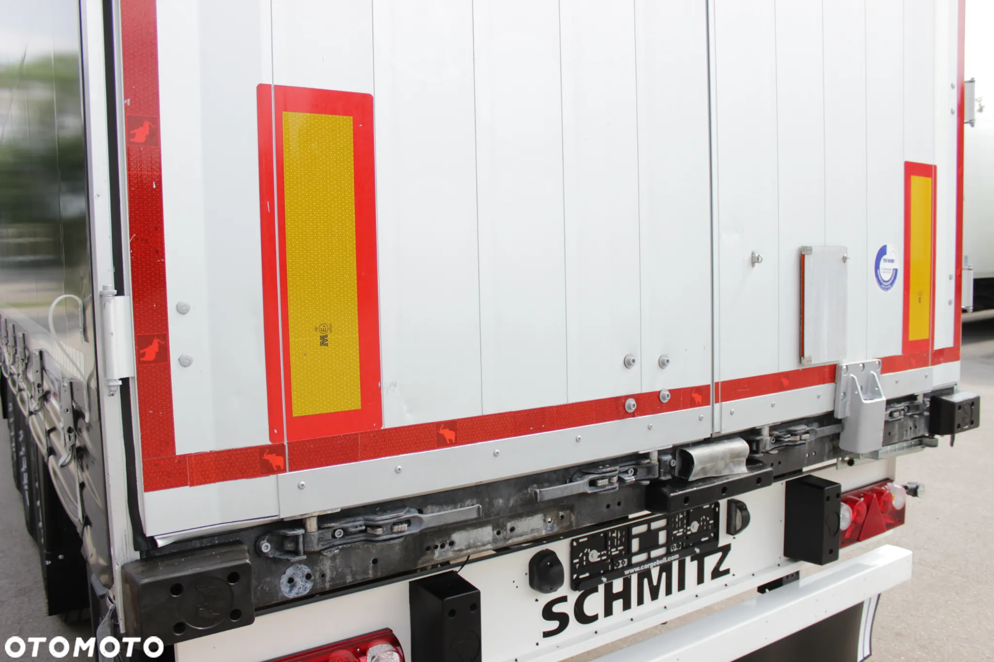 Schmitz Cargobull FIRANA / STANDARD / OŚ PODNOSZONA / MULTILOCK / Certyfikat XL / JAK NOWA / - 19