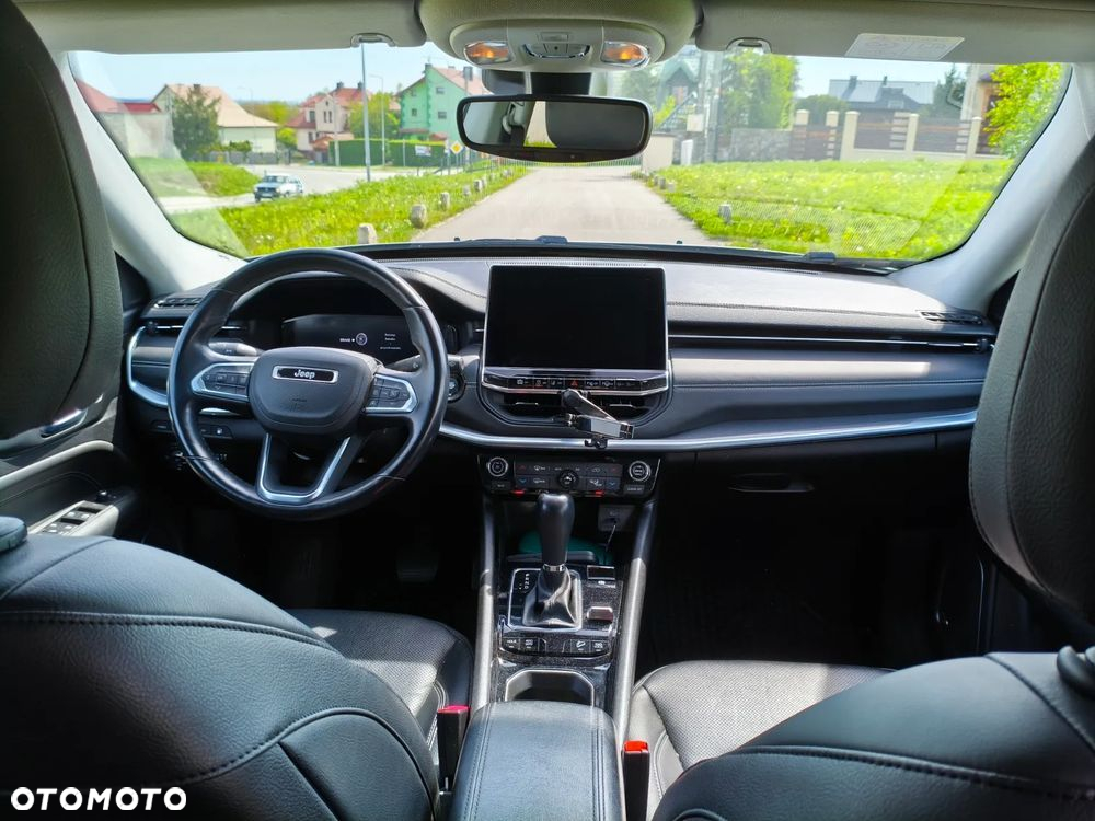 Jeep Compass - 8