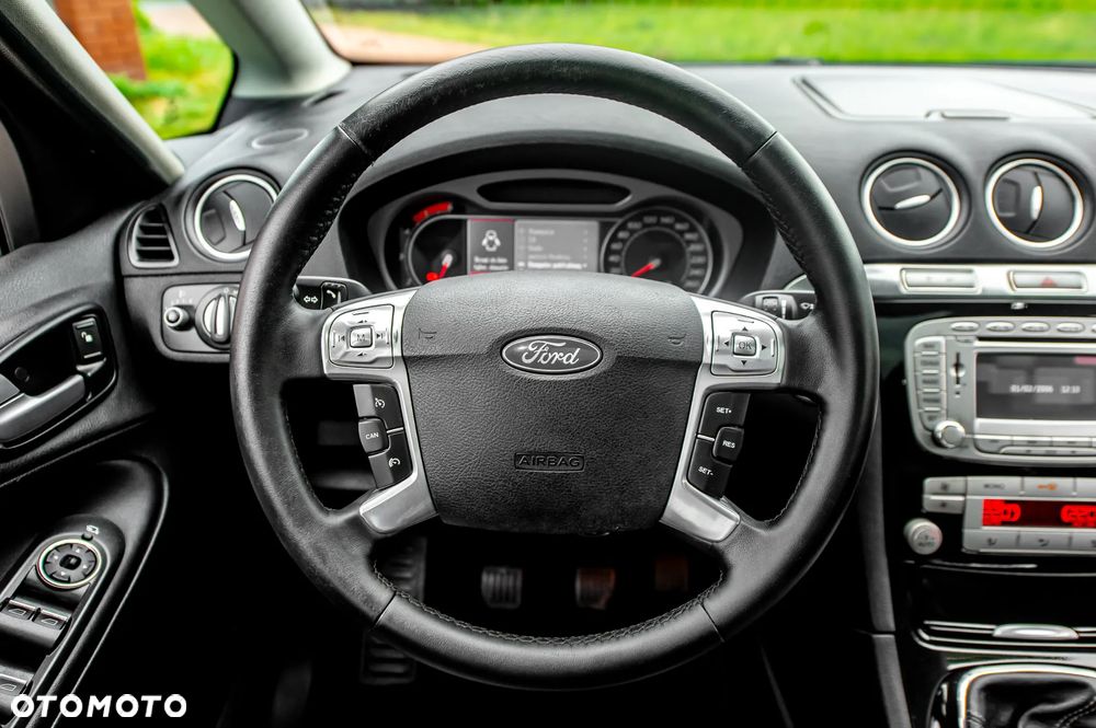Ford S-Max 2.0 TDCi DPF Titanium - 25