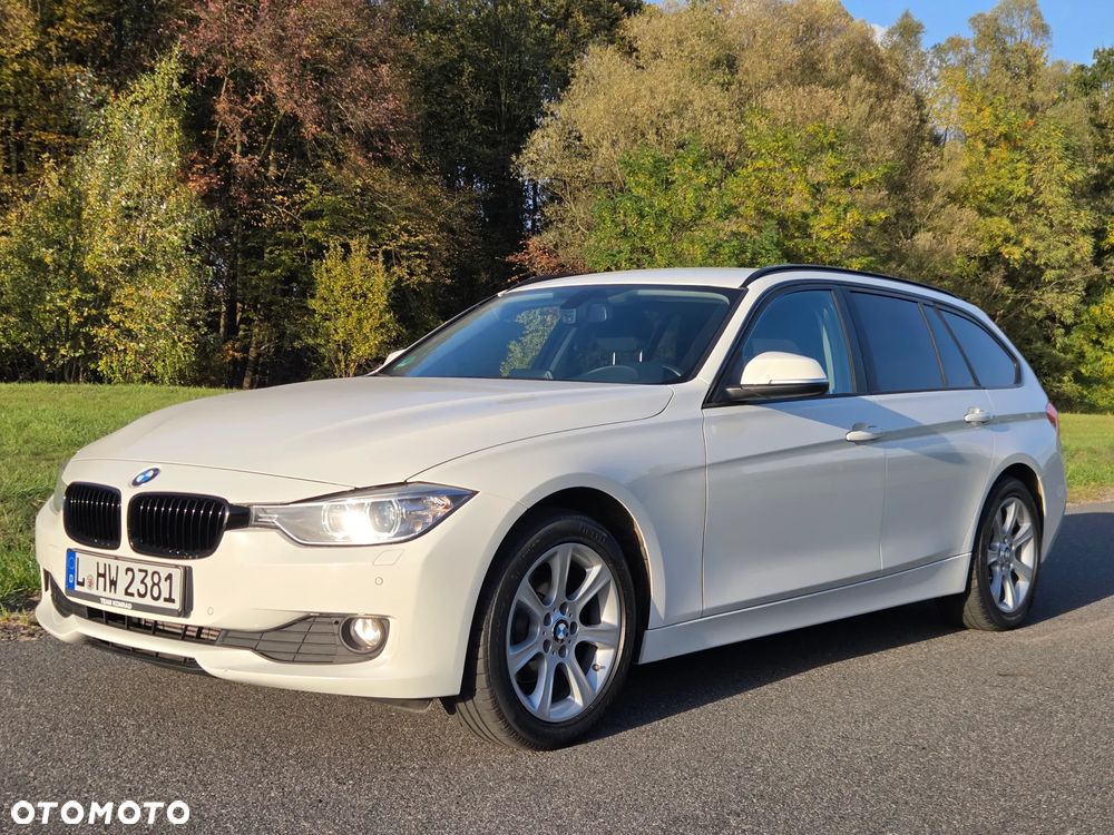 BMW Seria 3 318d xDrive - 2