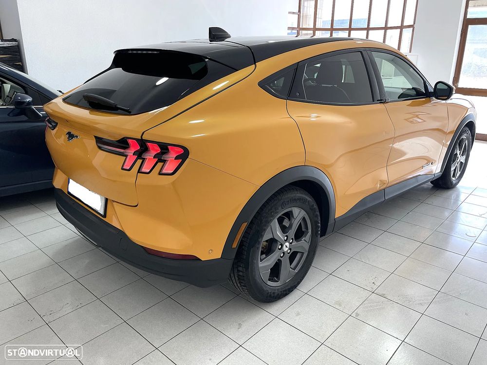 Ford Mustang Mach-E 98.7 kWh Premium - 18