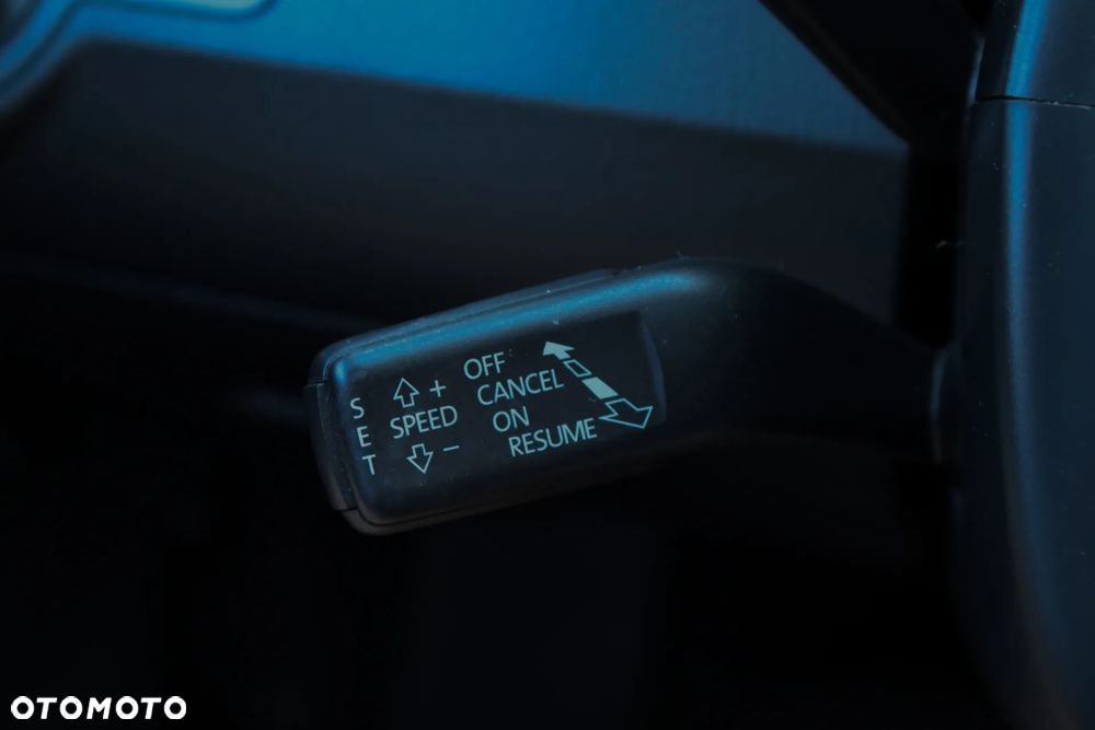 Volkswagen Passat 2.0 TDI Highline DSG - 36