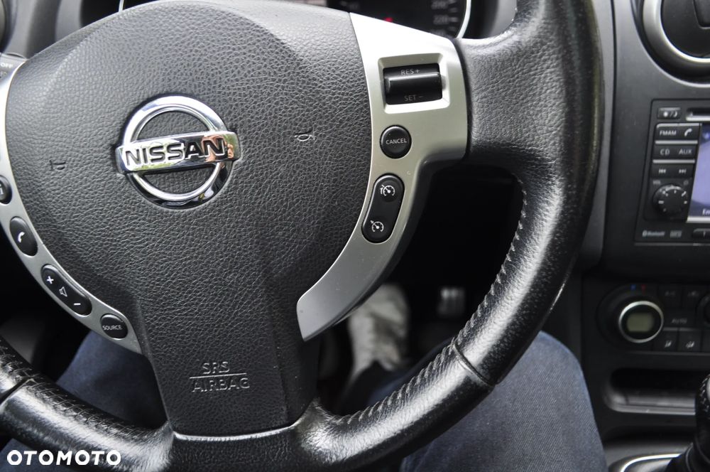 Nissan Qashqai 2.0 4x4 Tekna Premium - 9