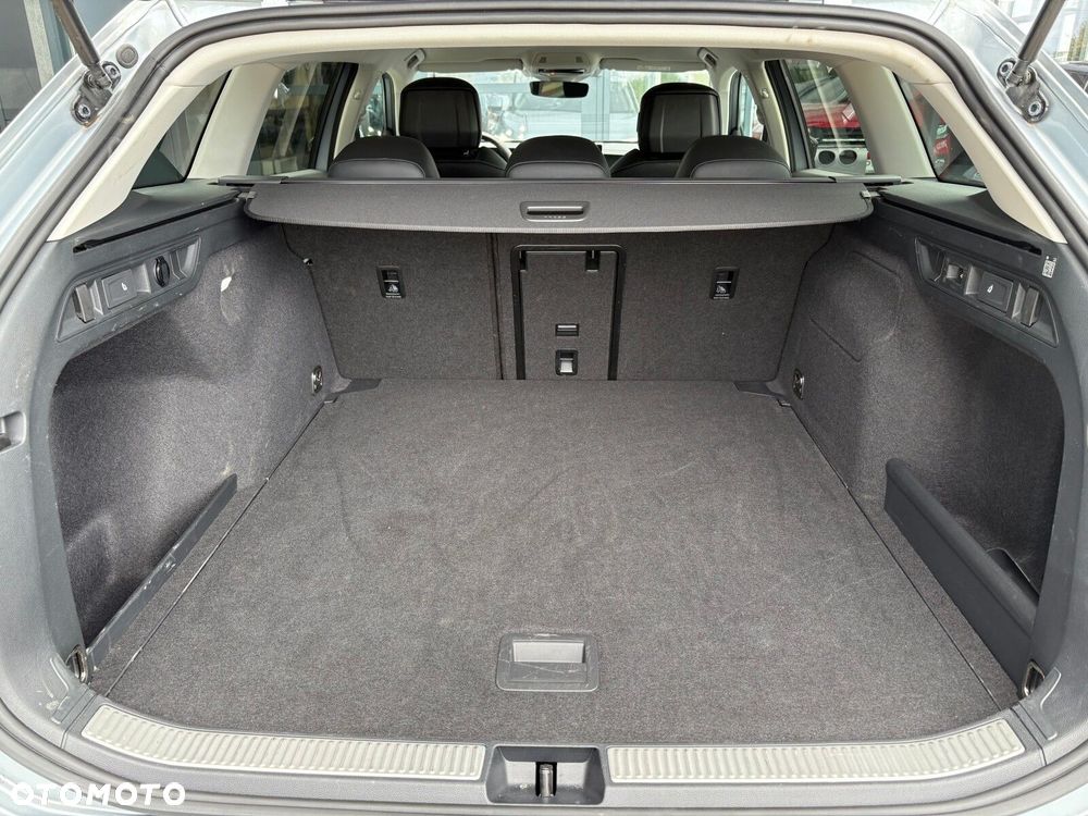 Volkswagen Passat Variant - 19