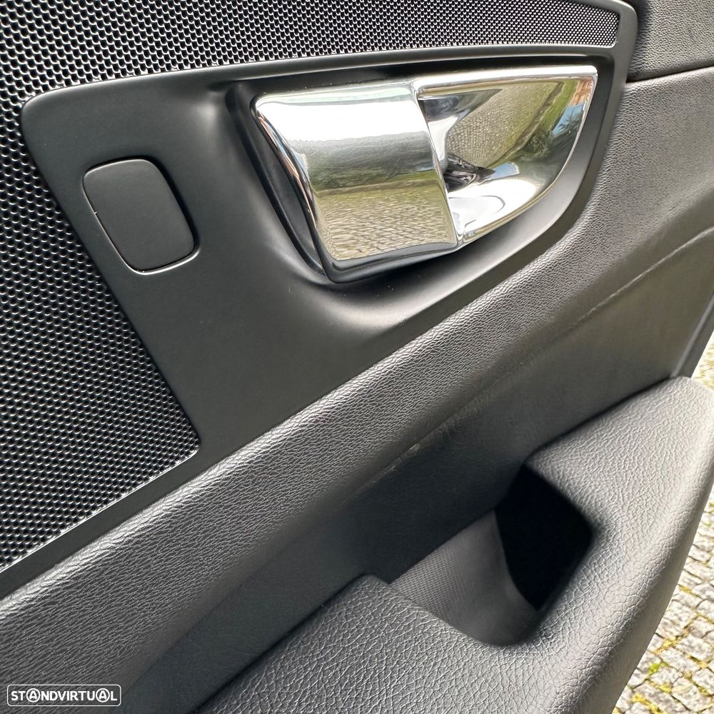 Volvo XC 60 2.0 D4 Inscription AWD Geartronic - 42