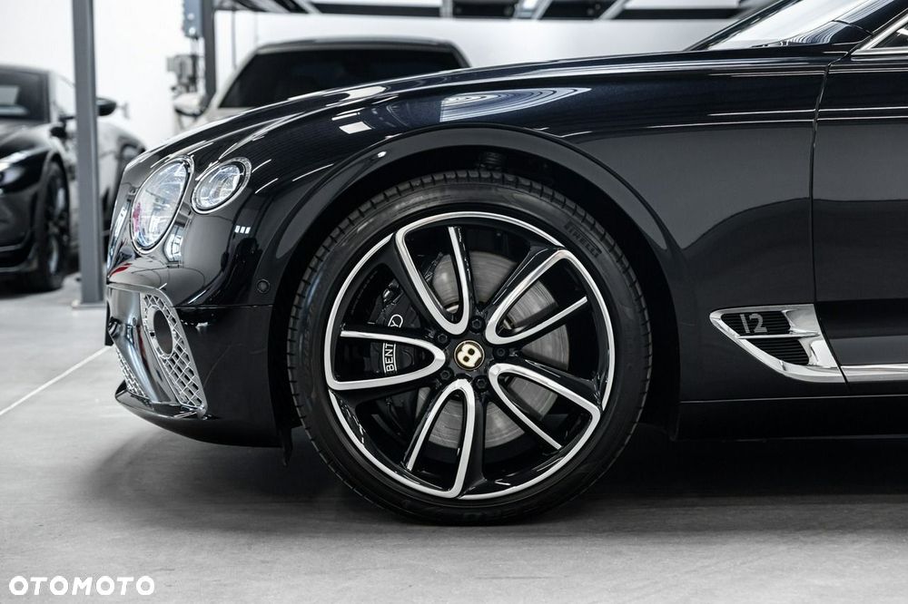 Bentley Continental GT - 17