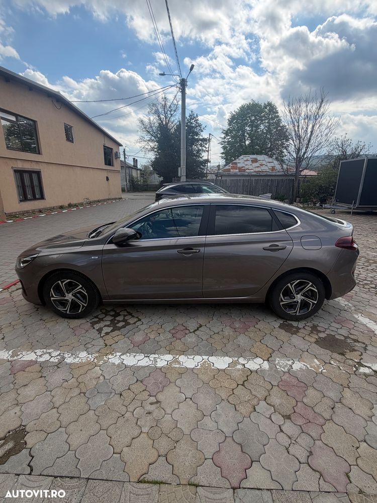 Hyundai i30 1.5 T-GDI MHEV 160CP Highway - 1