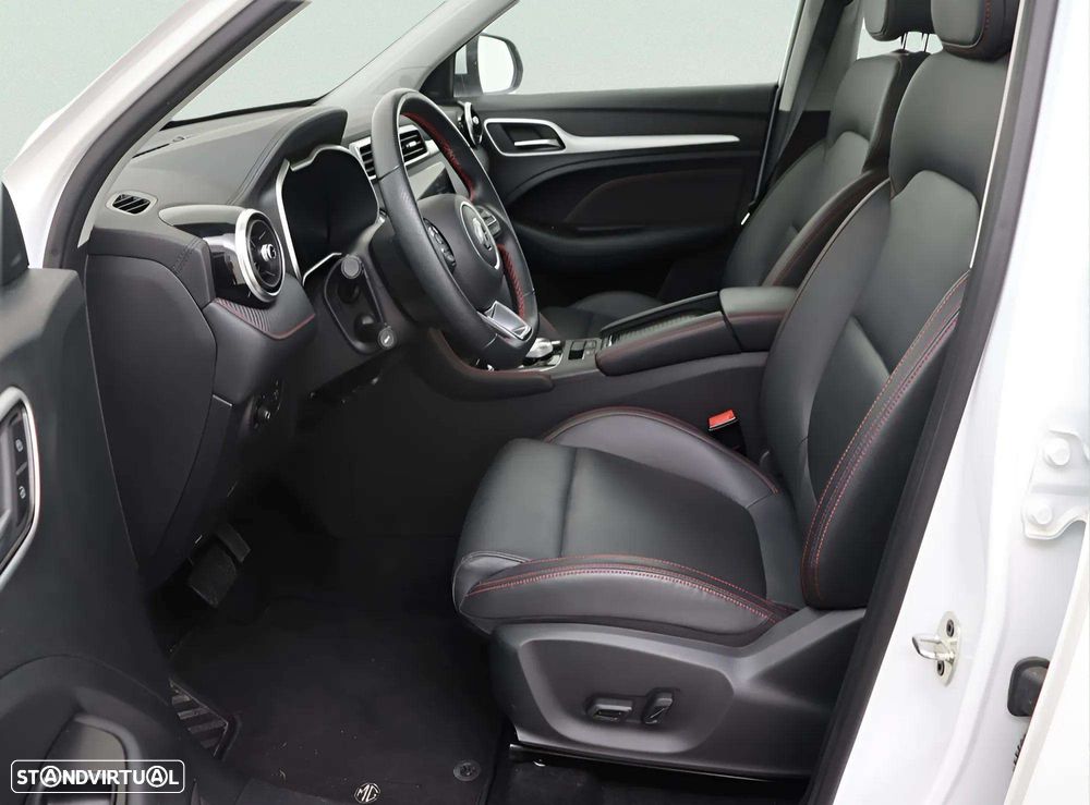 MG ZS EV 72.6 kWh Luxury OBC 11 kW - 21