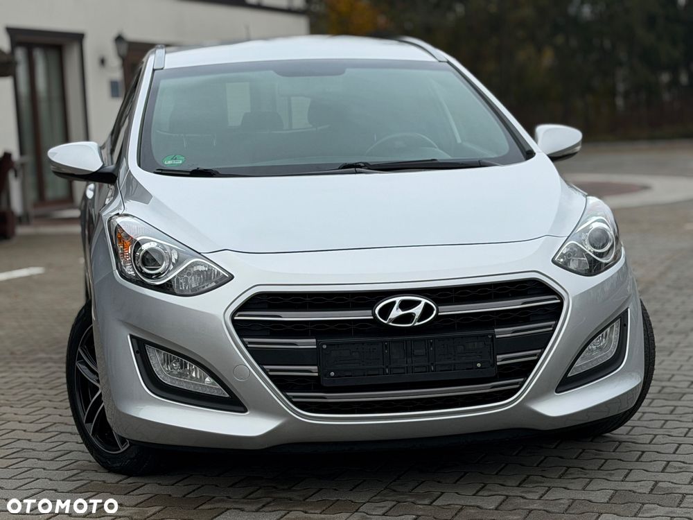 Hyundai i30 Kombi 1.6 GDi DCT Passion - 7