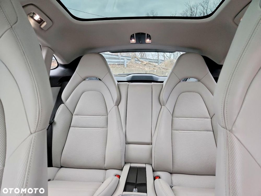 Porsche Panamera - 11