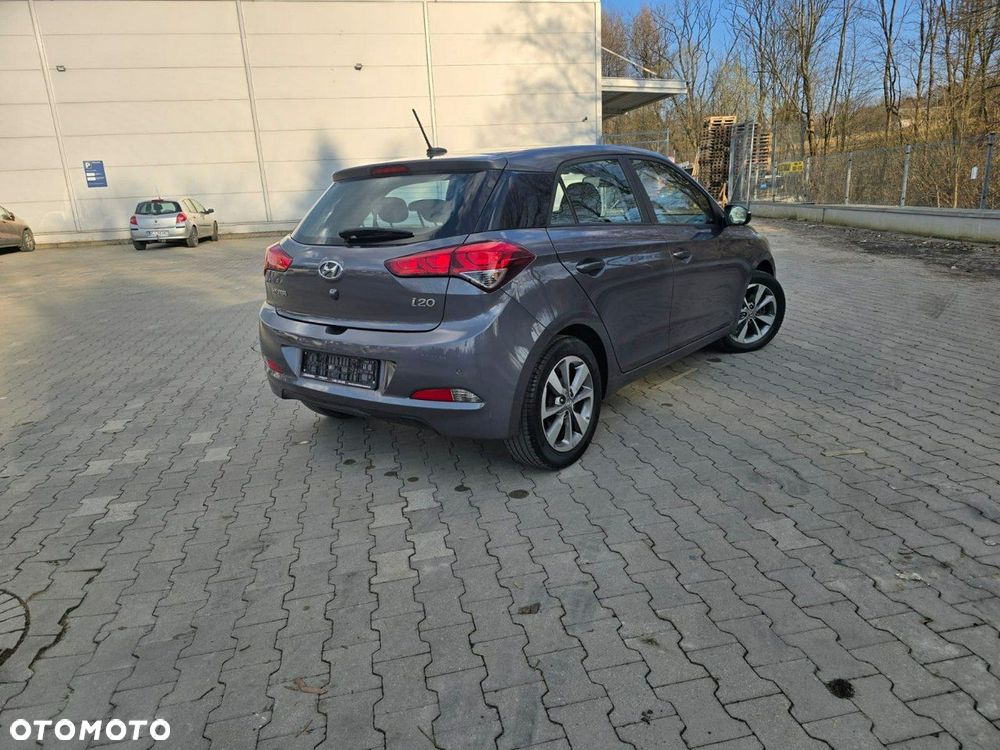 Hyundai i20 - 6