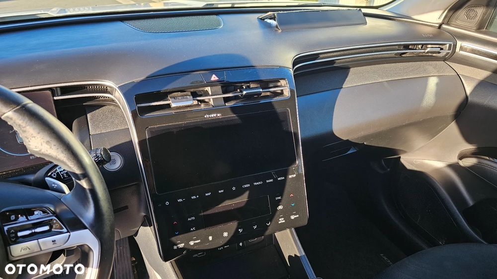 Hyundai Tucson 1.6 T-GDi HEV Executive 4WD - 18