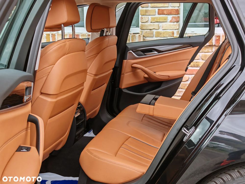 BMW Seria 5 520d Luxury Line - 18