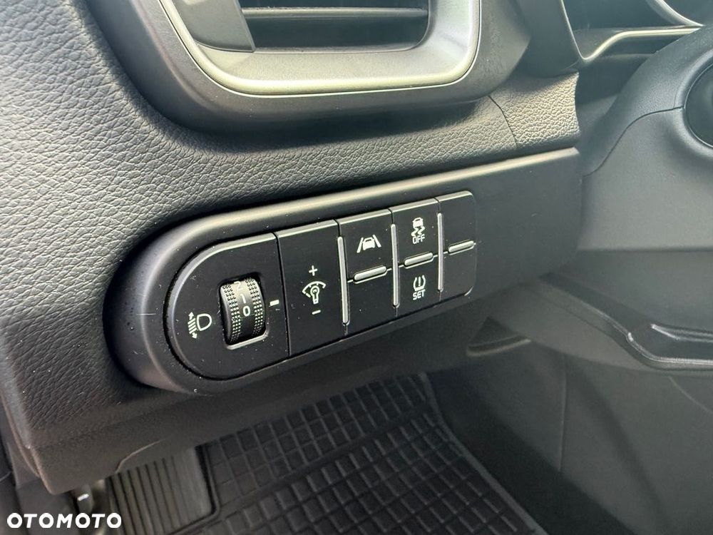 Kia Ceed 1.5 T-GDI M - 19