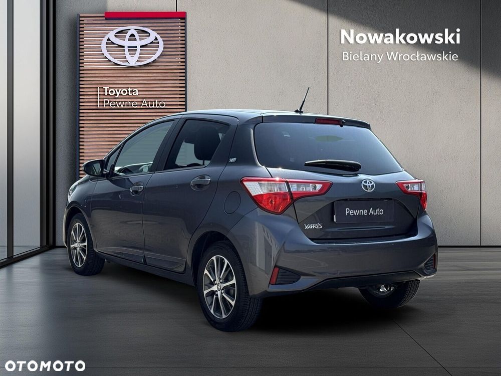 Toyota Yaris - 2