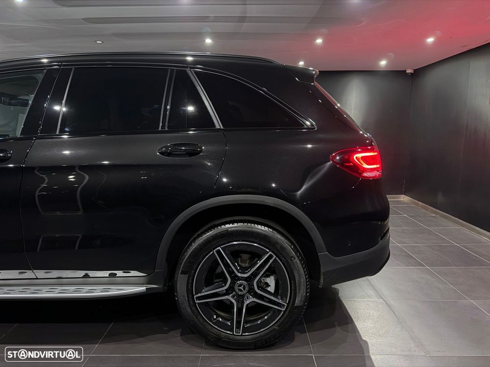 Mercedes-Benz GLC 300 de 4Matic 9G-TRONIC AMG Line — fotografia 5