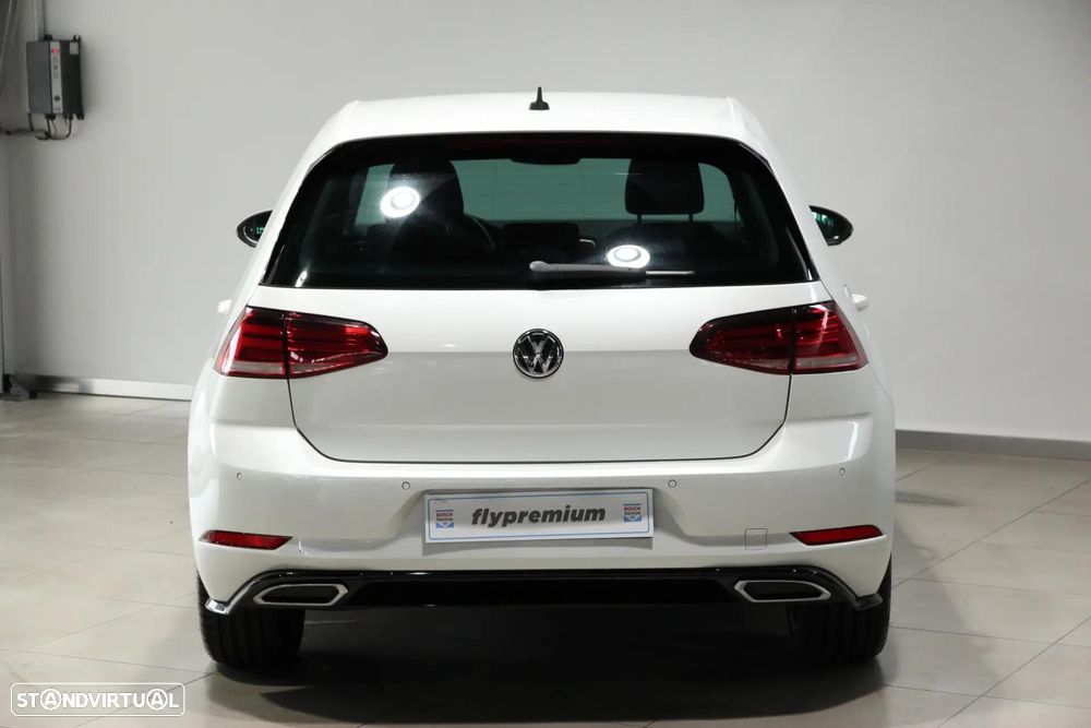 VW Golf 1.6 TDI R-Line DSG - 25