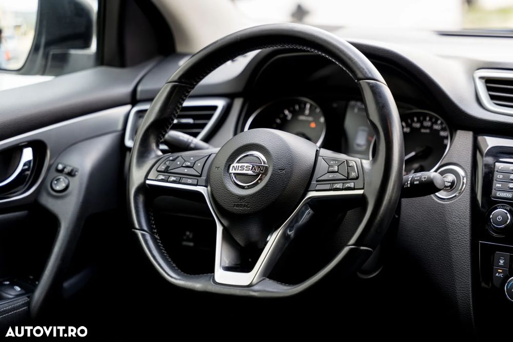 Nissan Qashqai 1.5 DCI Start/Stop Tekna - 18