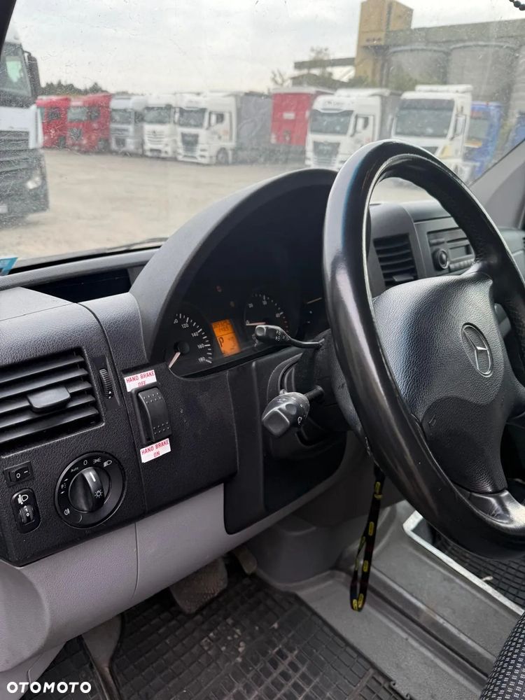 Mercedes-Benz Sprinter - 6